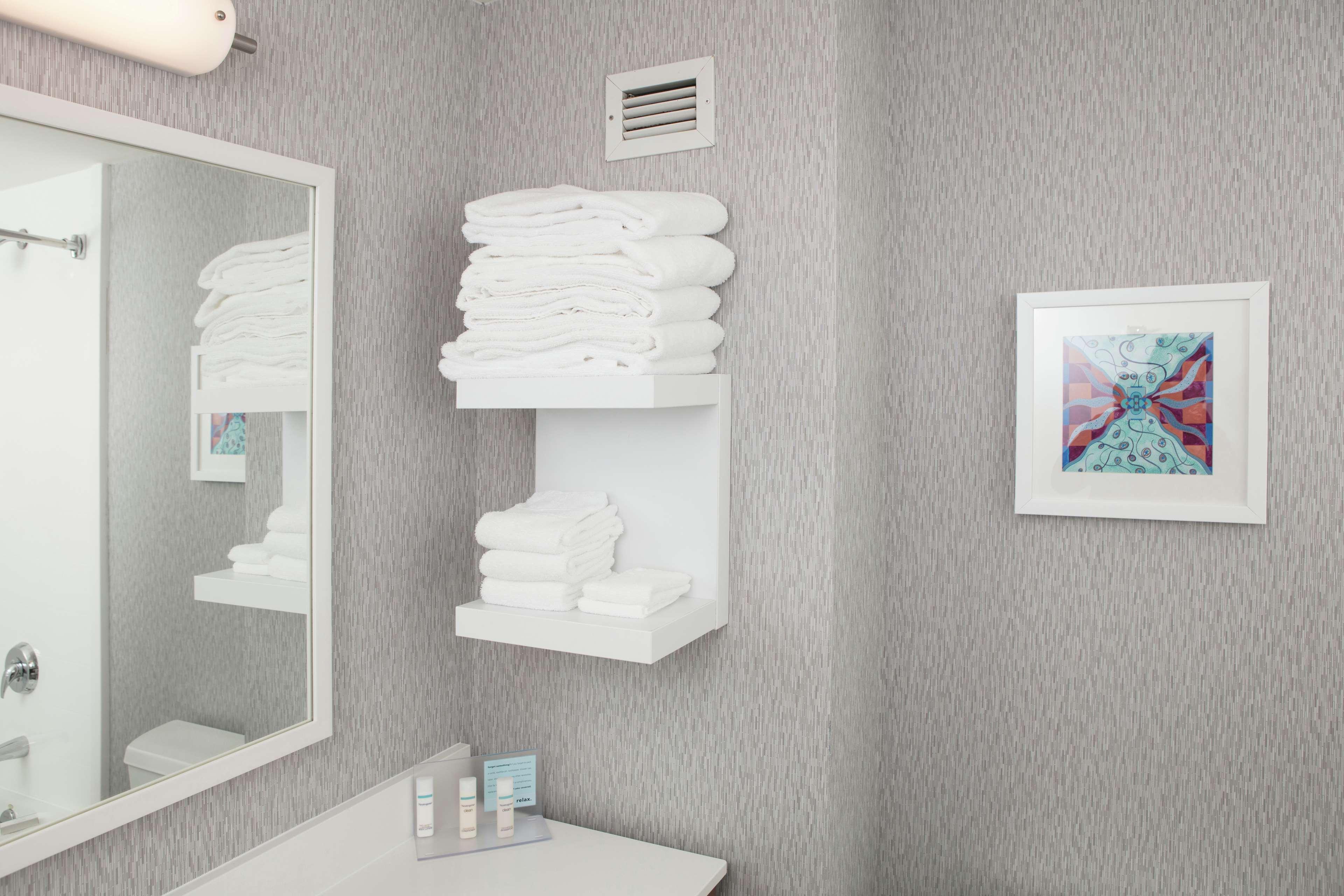 Hampton Inn Easton Esterno foto