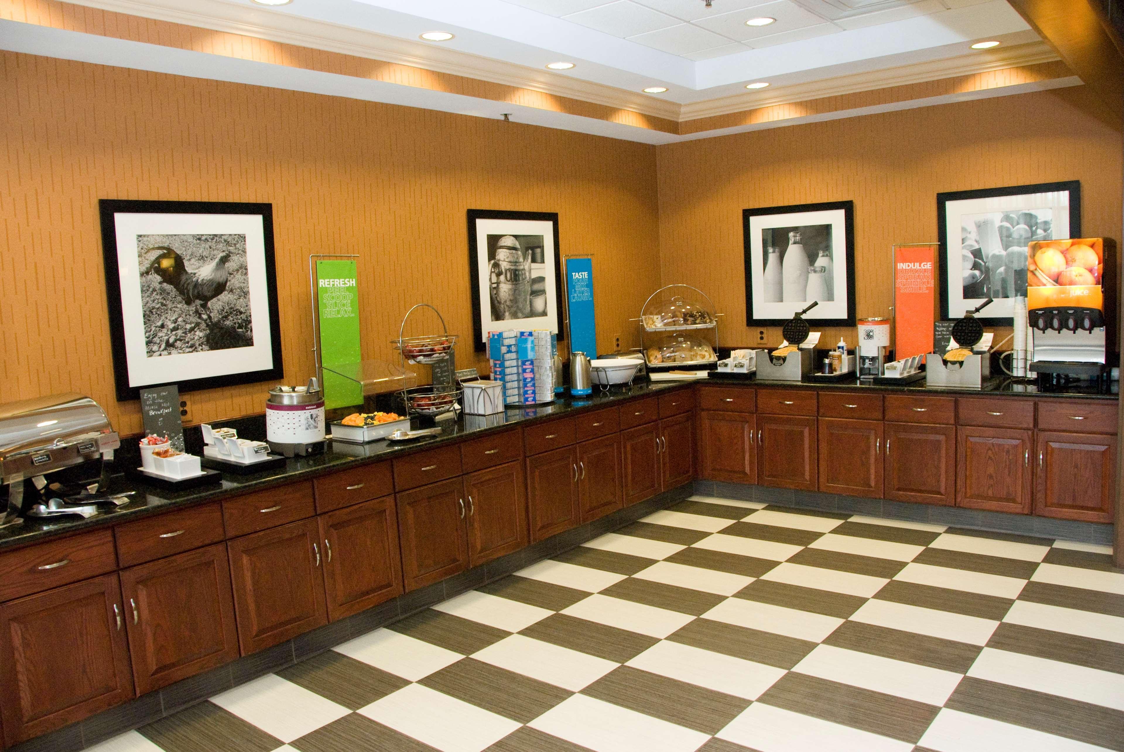 Hampton Inn Easton Esterno foto